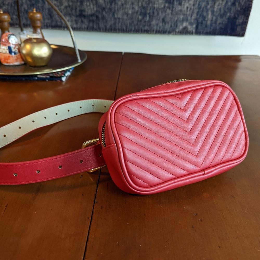 Steve Madden - Red Chevron Fanny Pack Purse Bag